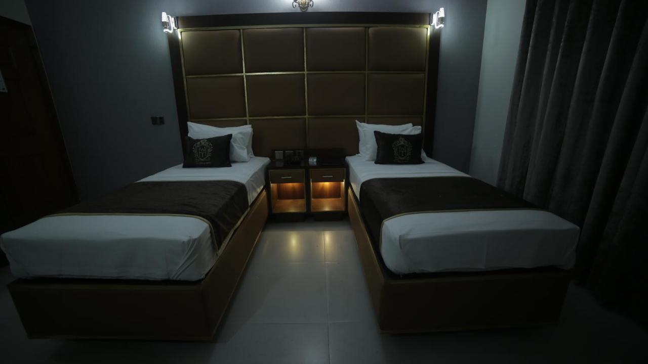 Four Squares Karachi Bed and Breakfast Exterior foto