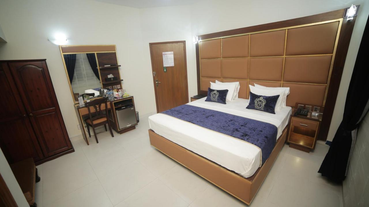 Four Squares Karachi Bed and Breakfast Exterior foto