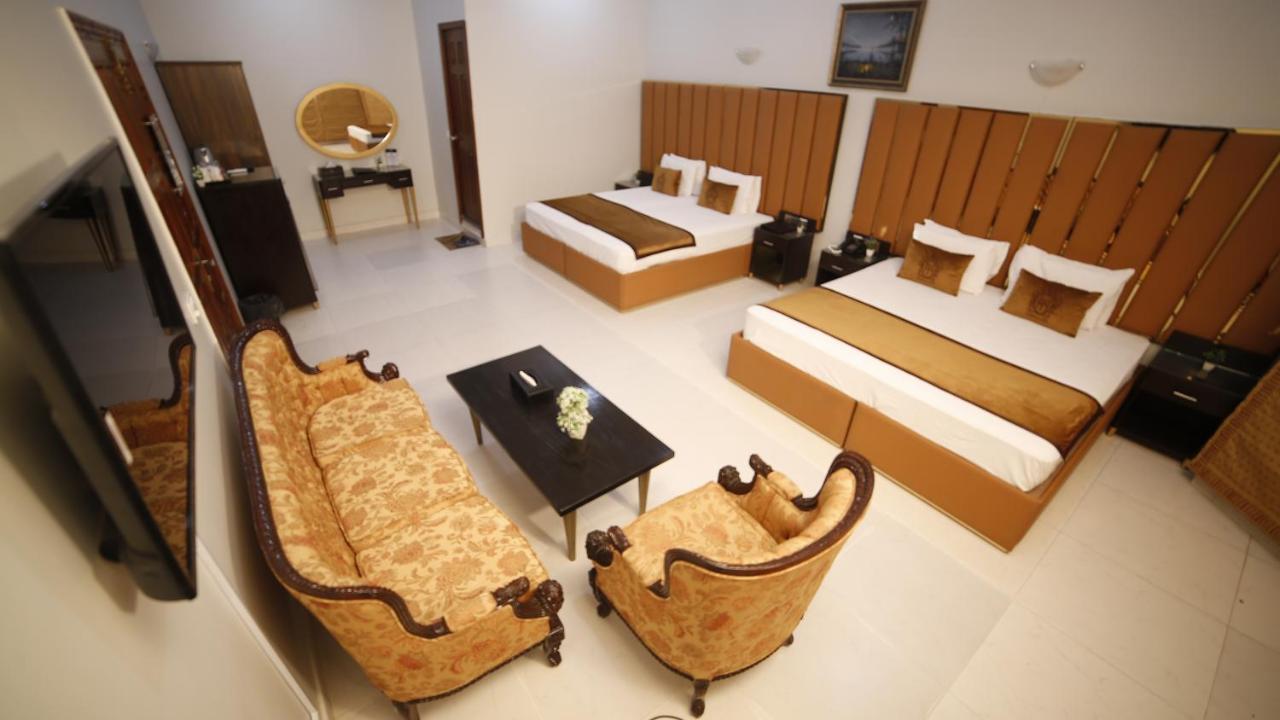 Four Squares Karachi Bed and Breakfast Exterior foto