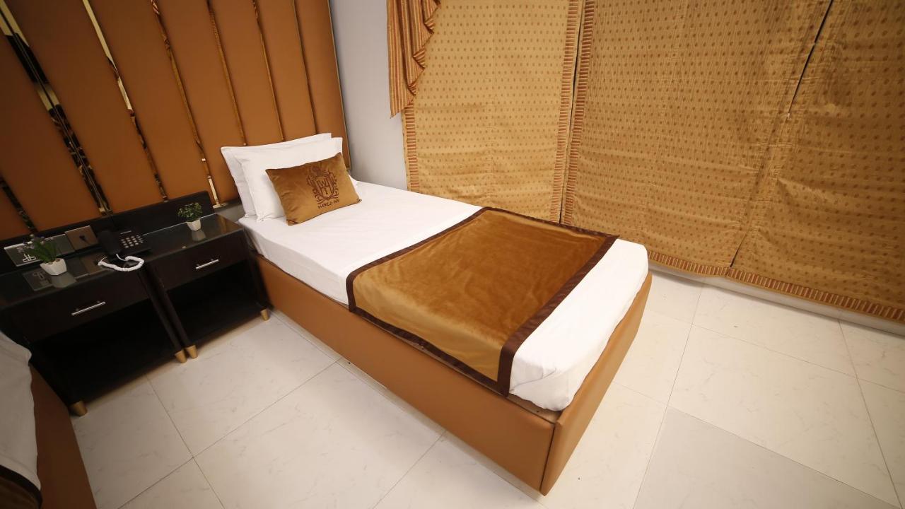 Four Squares Karachi Bed and Breakfast Exterior foto