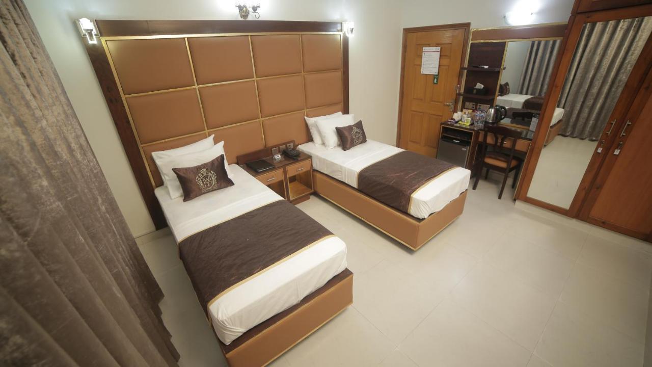Four Squares Karachi Bed and Breakfast Exterior foto