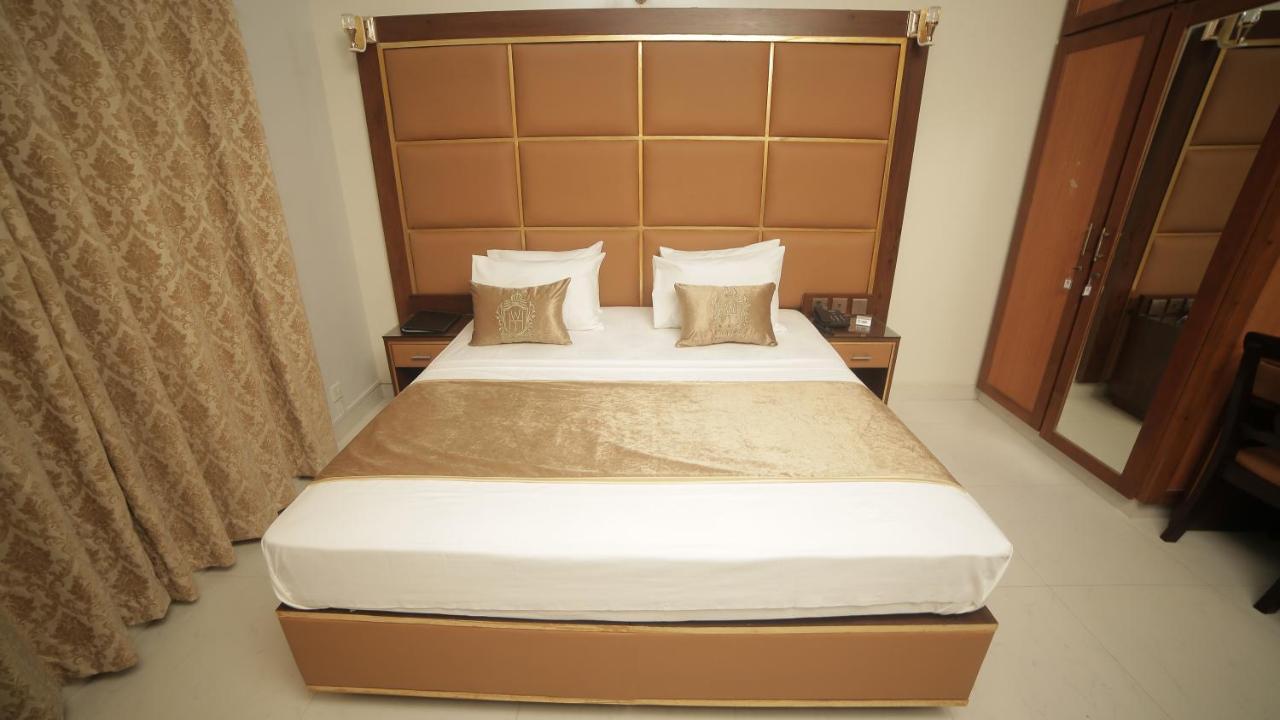 Four Squares Karachi Bed and Breakfast Exterior foto