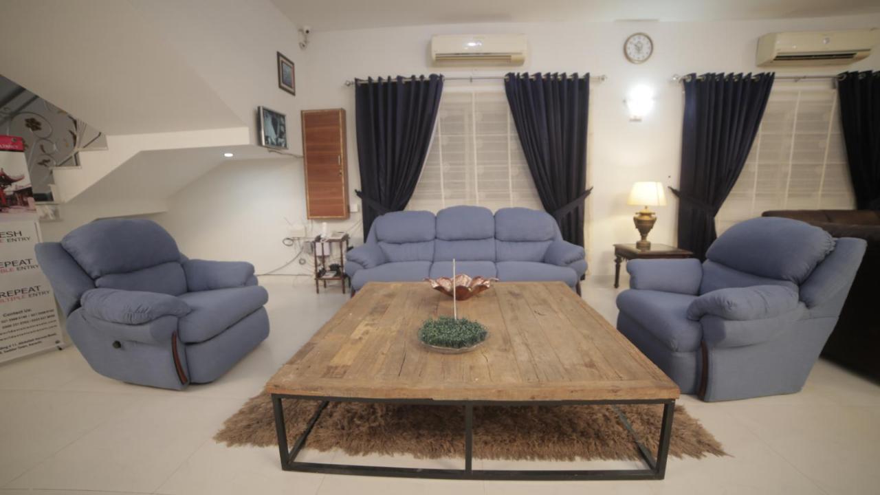 Four Squares Karachi Bed and Breakfast Exterior foto