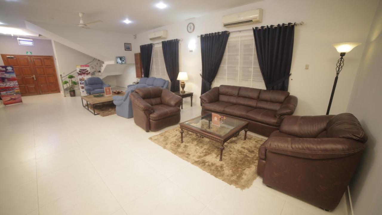 Four Squares Karachi Bed and Breakfast Exterior foto